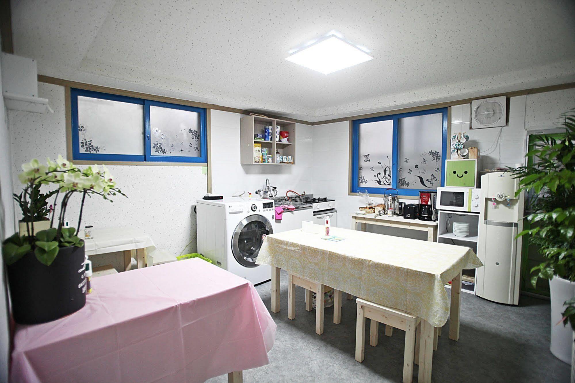 Dadam Guesthouse يوسو المظهر الخارجي الصورة